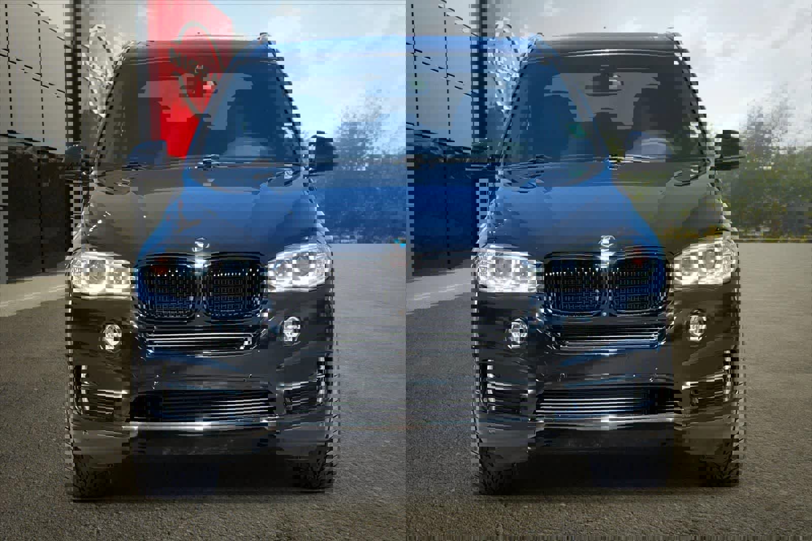 Used 2018 BMW X5 sDrive35i w/ M Sport Package image 11