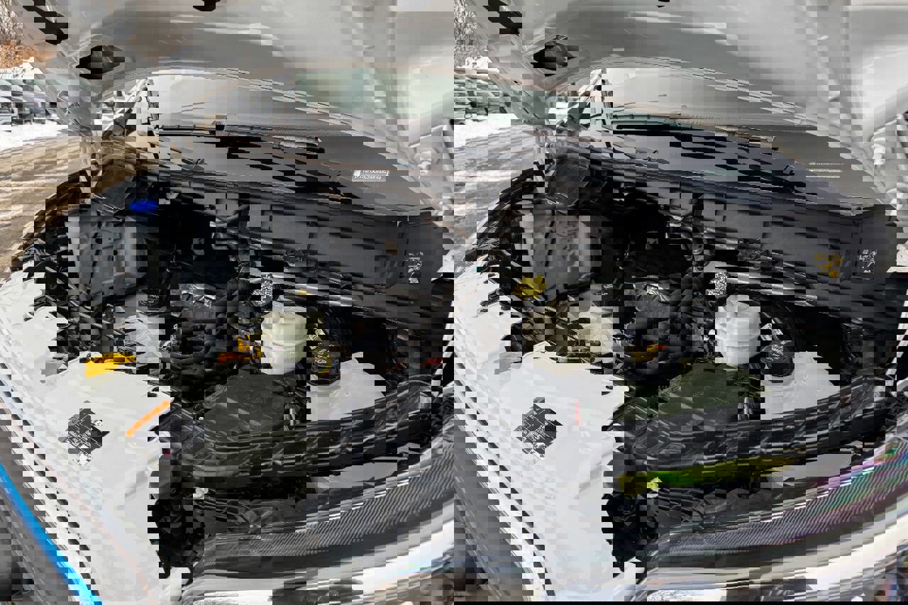 Used 2022 Ford E-Transit 148 High Roof w/ Load Area Protection Package image 34