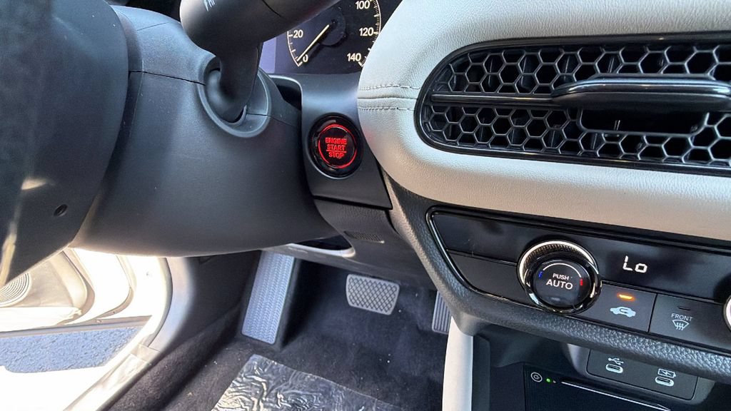 New 2027 Honda HR-V LX image 17