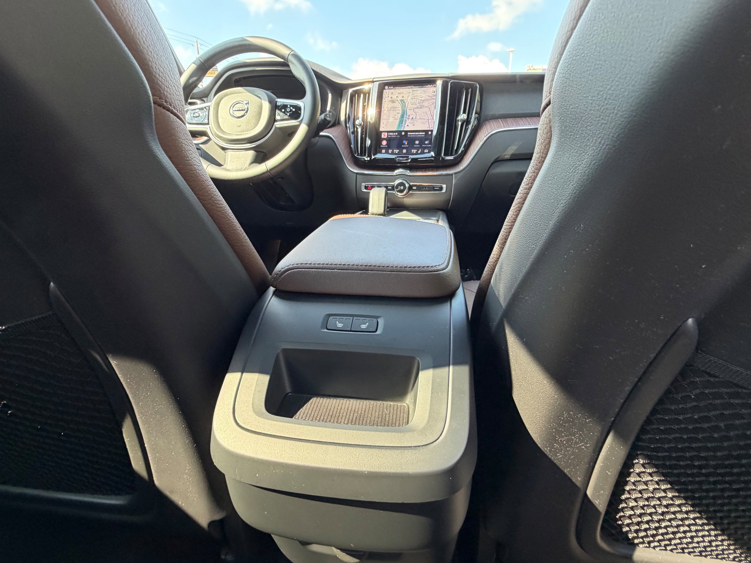 Certified 2023 Volvo XC60 B5 Plus w/ Climate Package AWD/4WD image 14