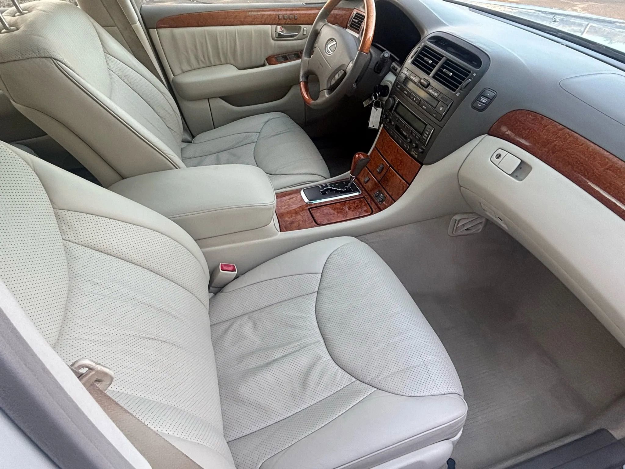 Used 2003 Lexus LS 430 RWD image 20