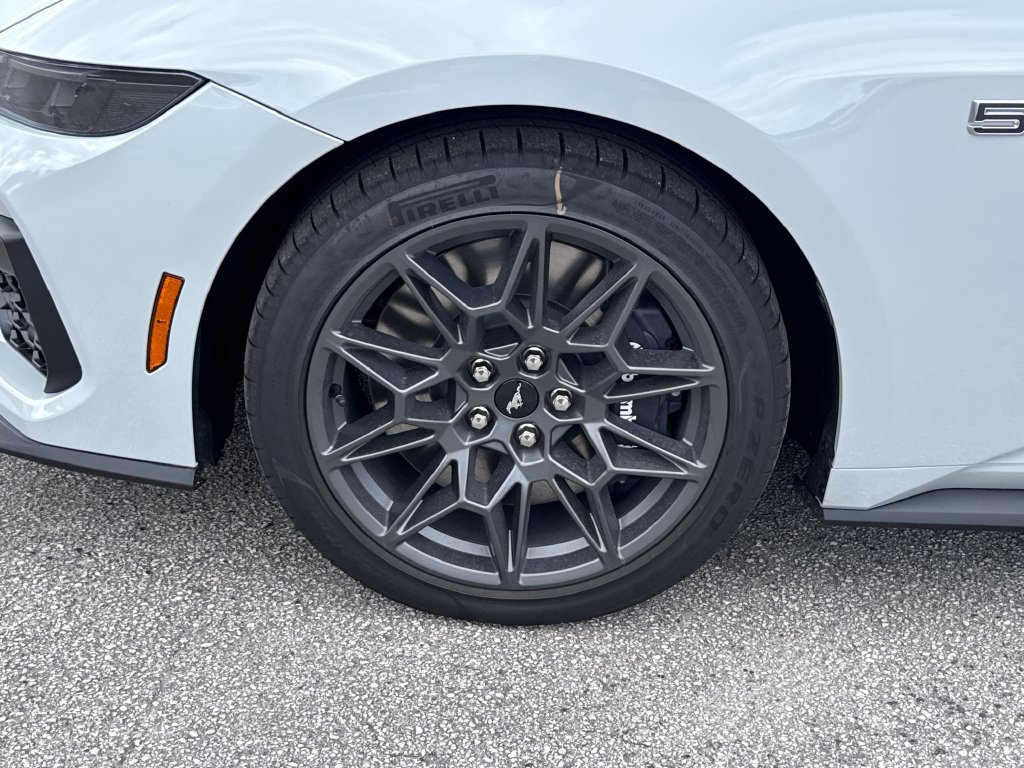 New 2026 Ford Mustang GT Premium w/ GT Performance Package RWD image 10