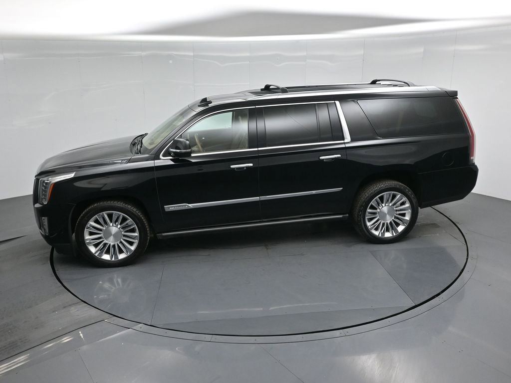 Used 2016 Cadillac Escalade ESV Platinum image 43