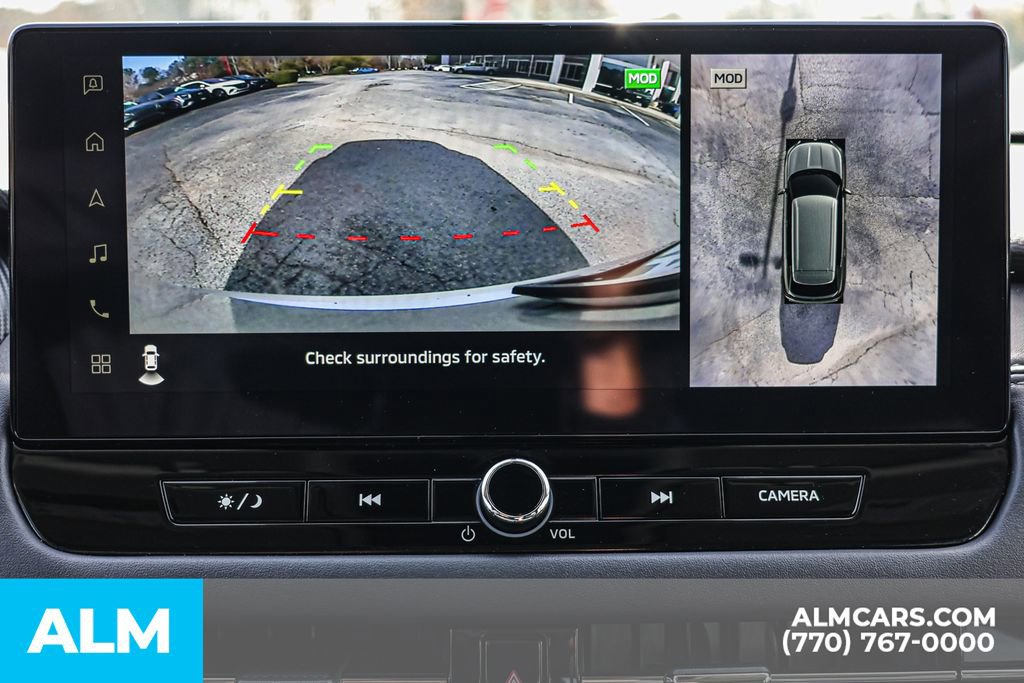 Used 2025 Mitsubishi Outlander SE image 39