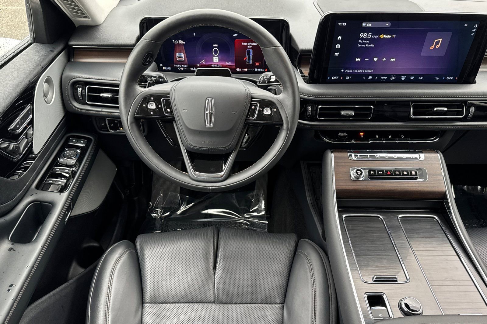 Used 2025 Lincoln Aviator Reserve w/ Luxury Package image 14