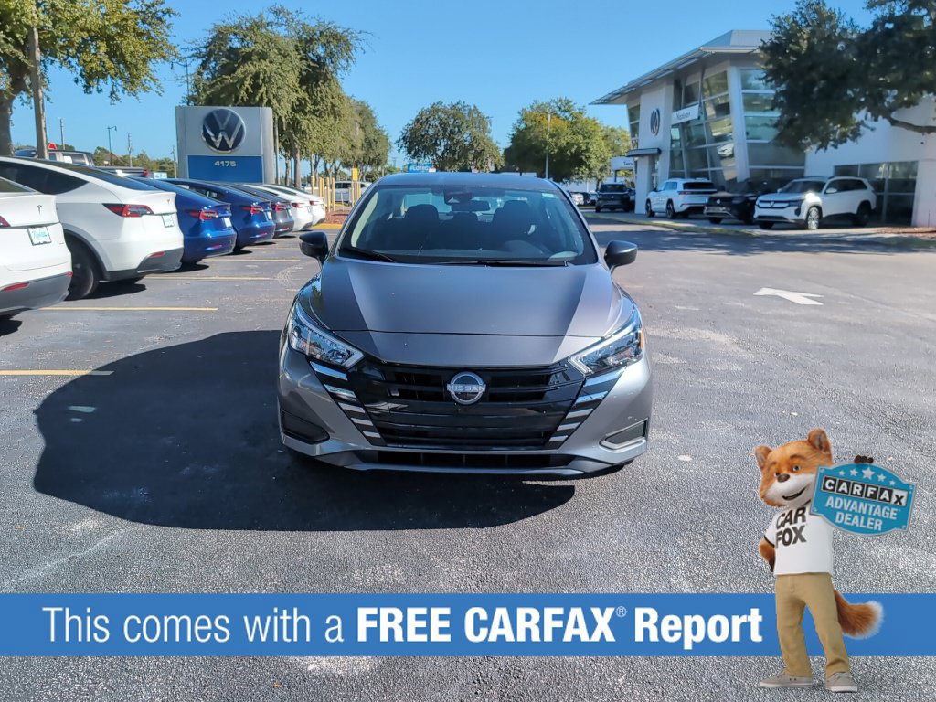 Used 2025 Nissan Versa S w/ Trunk Package FWD image 2