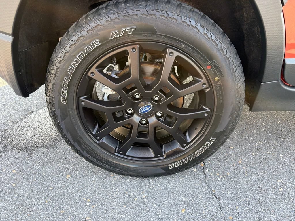 Certified 2024 Subaru Crosstrek 2.5i Wilderness w/ Crosstrek Mirror Package AWD/4WD image 11