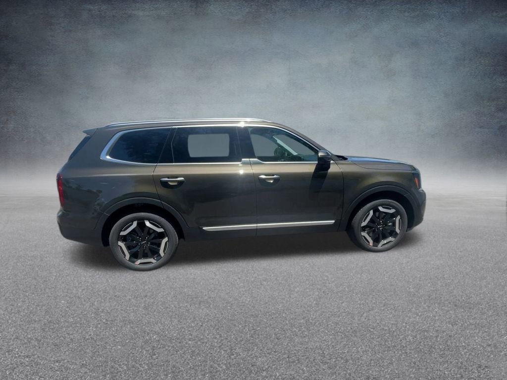 Used 2025 Kia Telluride S image 25