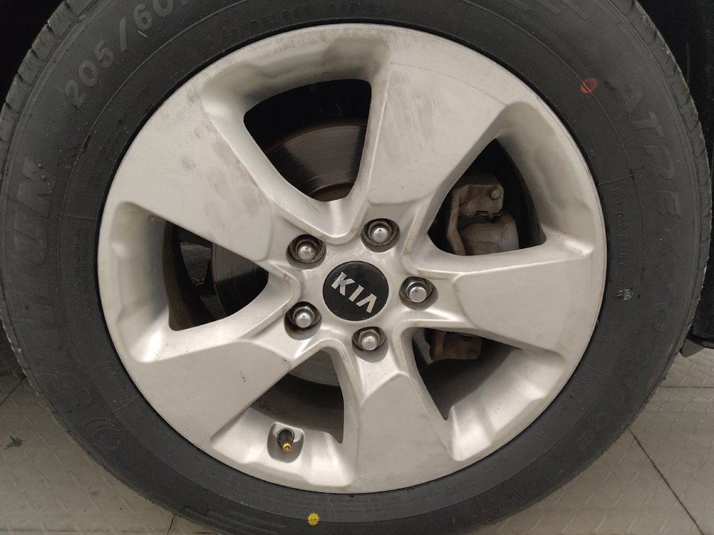 Used 2017 Kia Soul FWD image 31