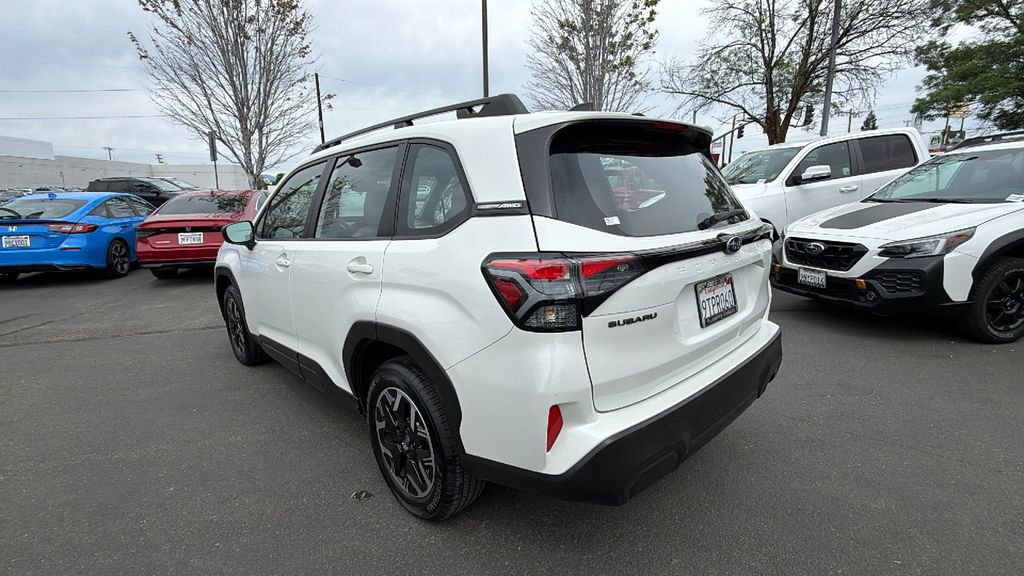 Used 2025 Subaru Forester image 6