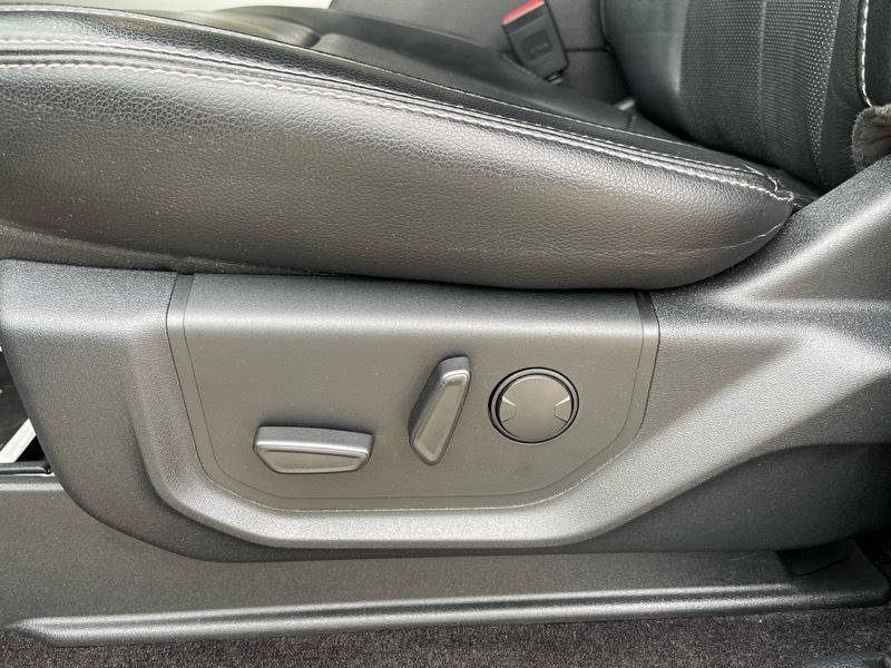 Used 2019 Ford F150 Lariat w/ Equipment Group 502A Luxury image 27