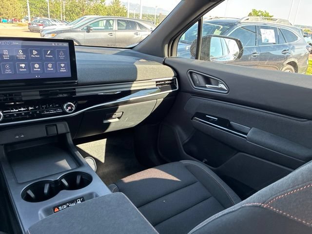 Certified 2025 Honda Prologue EX image 28