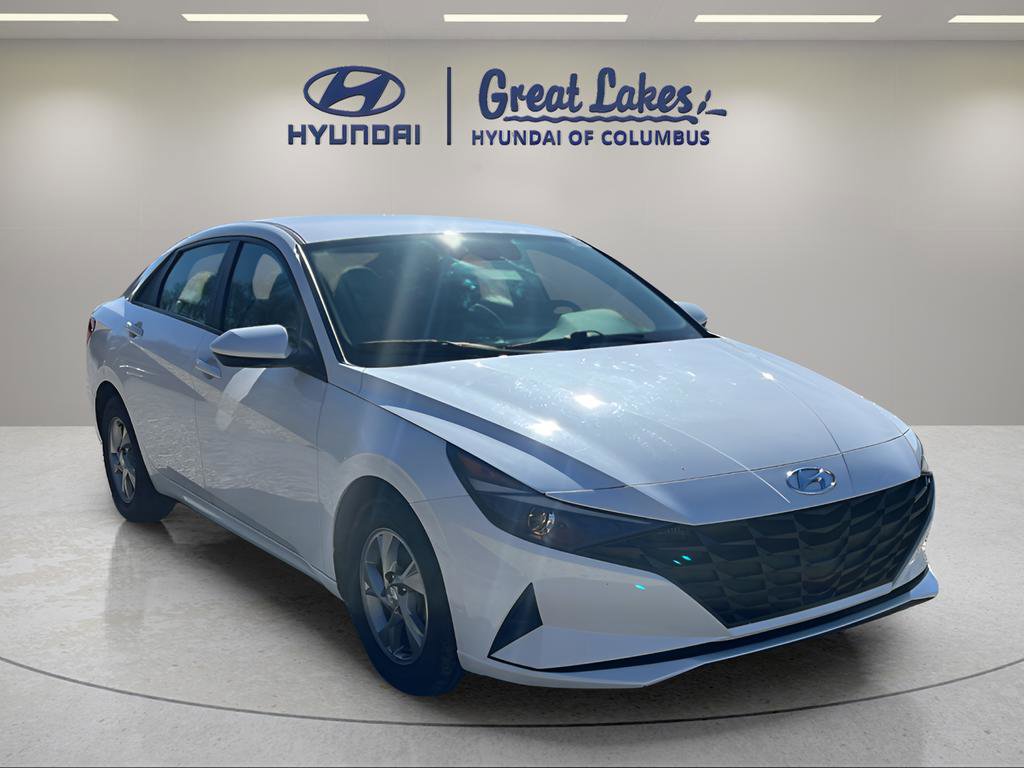 Used 2022 Hyundai Elantra SE w/ Preferred Accessory Package FWD image 7