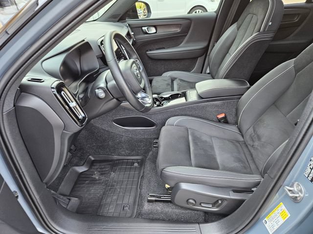 Certified 2023 Volvo XC40 Recharge Plus w/ Protection Package Premier AWD/4WD image 17