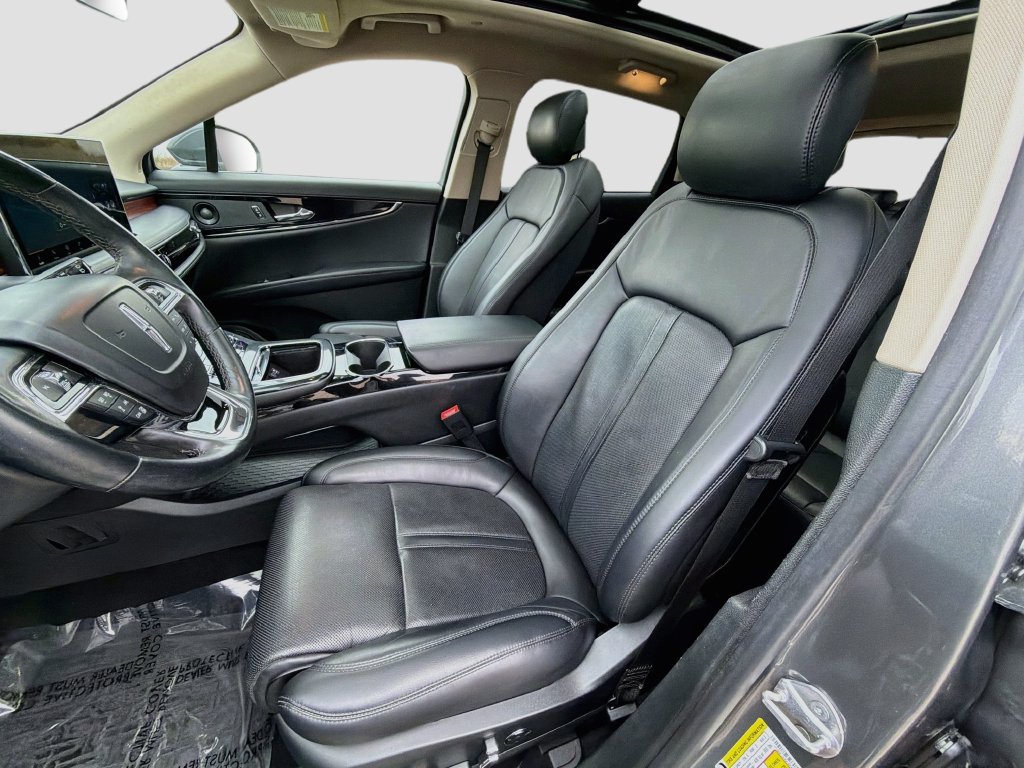 Used 2023 Lincoln Nautilus Reserve w/ Equipment Group 201A AWD/4WD image 24