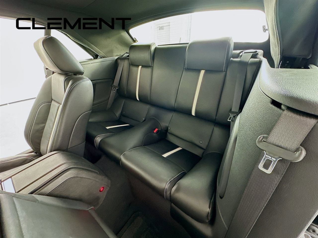 Used 2010 Ford Mustang GT image 29