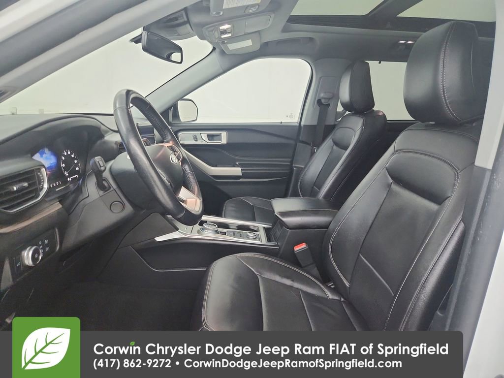 Used 2021 Ford Explorer Limited w/ Equipment Group 301A AWD/4WD image 18