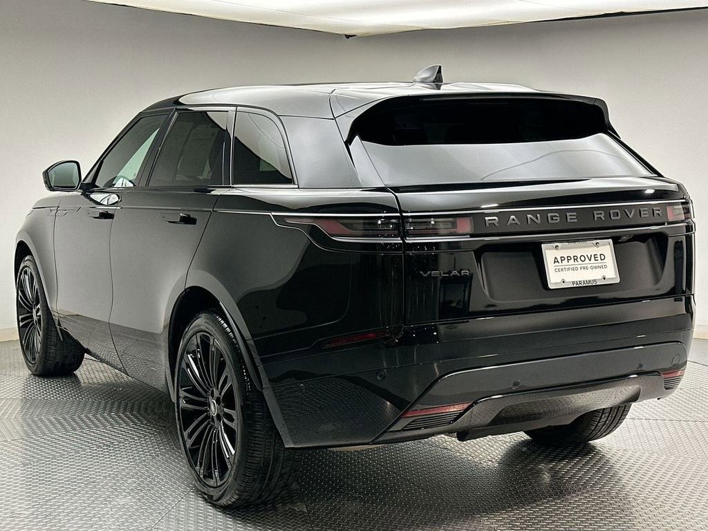 Certified 2026 Land Rover Range Rover Velar Dynamic SE AWD/4WD image 11
