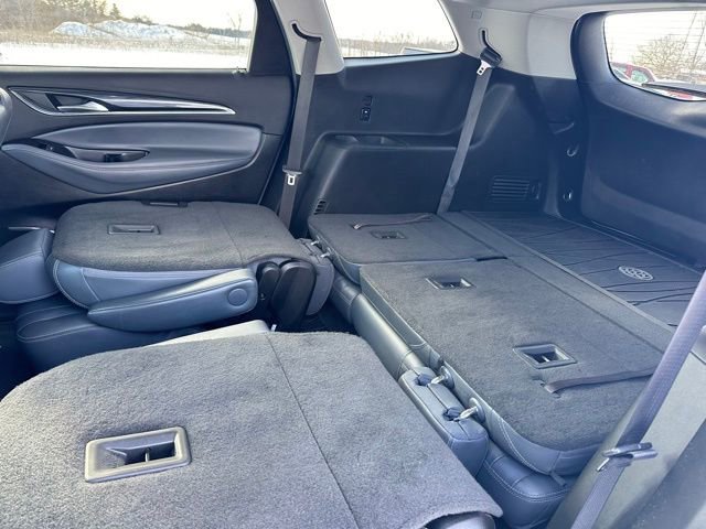 Used 2019 Buick Enclave Essence image 16