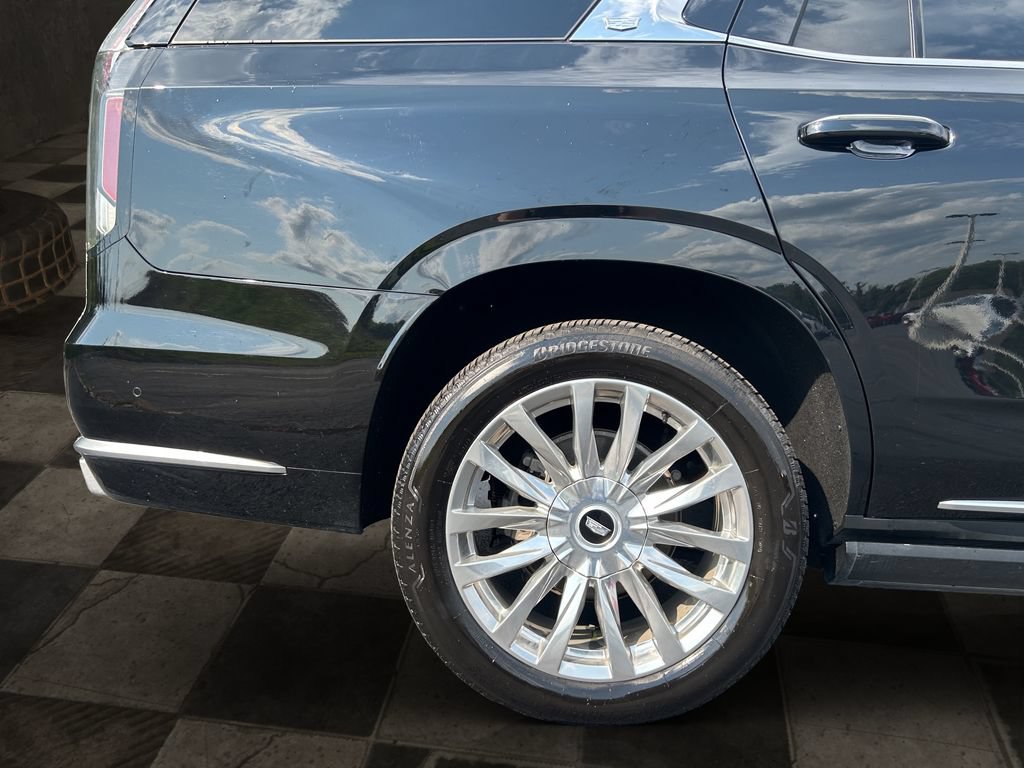 Certified 2021 Cadillac Escalade Premium Luxury w/ Driver Assist Tech Package AWD/4WD image 12