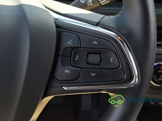 Used 2025 Buick Envista Preferred w/ Convenience I Package FWD image 23