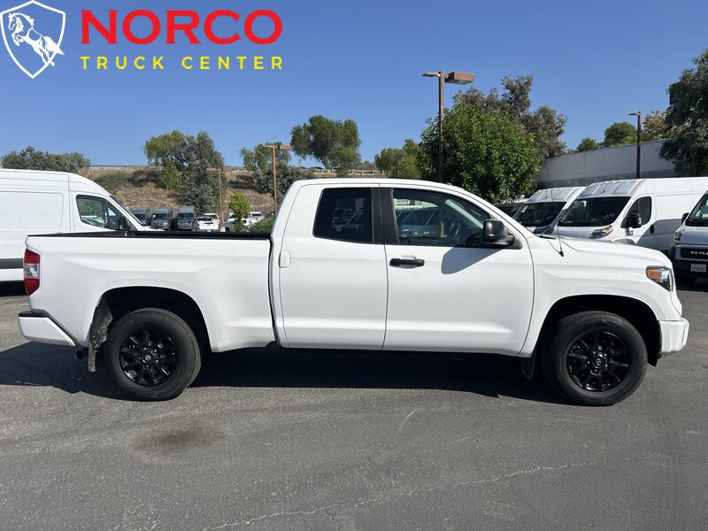 Used 2019 Toyota Tundra SR5 w/ SX Package RWD image 1