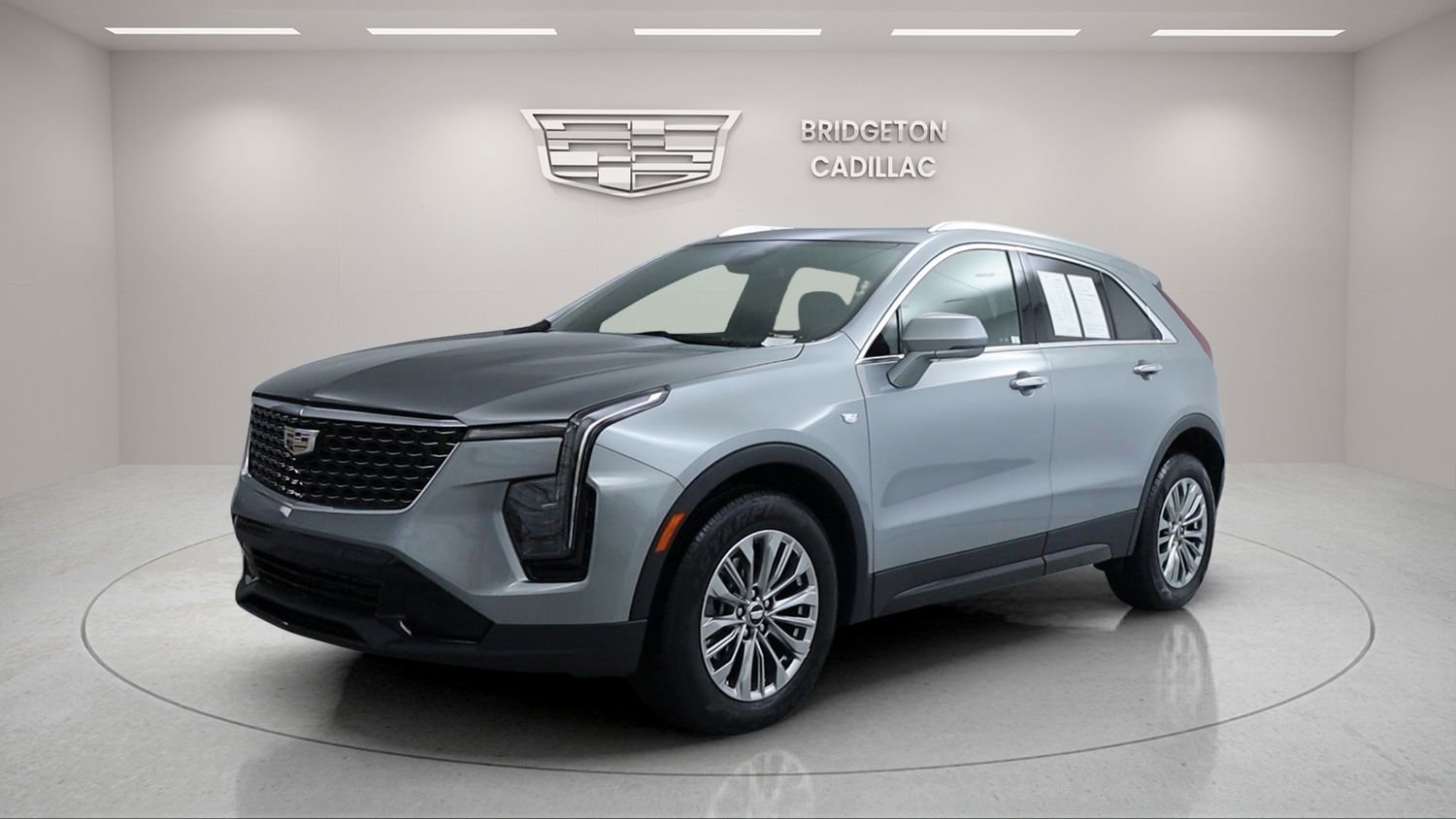 Used 2024 Cadillac XT4 Premium Luxury AWD/4WD image 5
