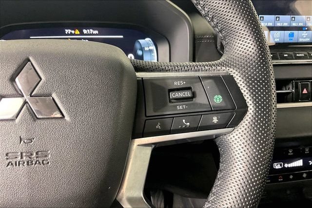 Used 2023 Mitsubishi Outlander SEL FWD image 11