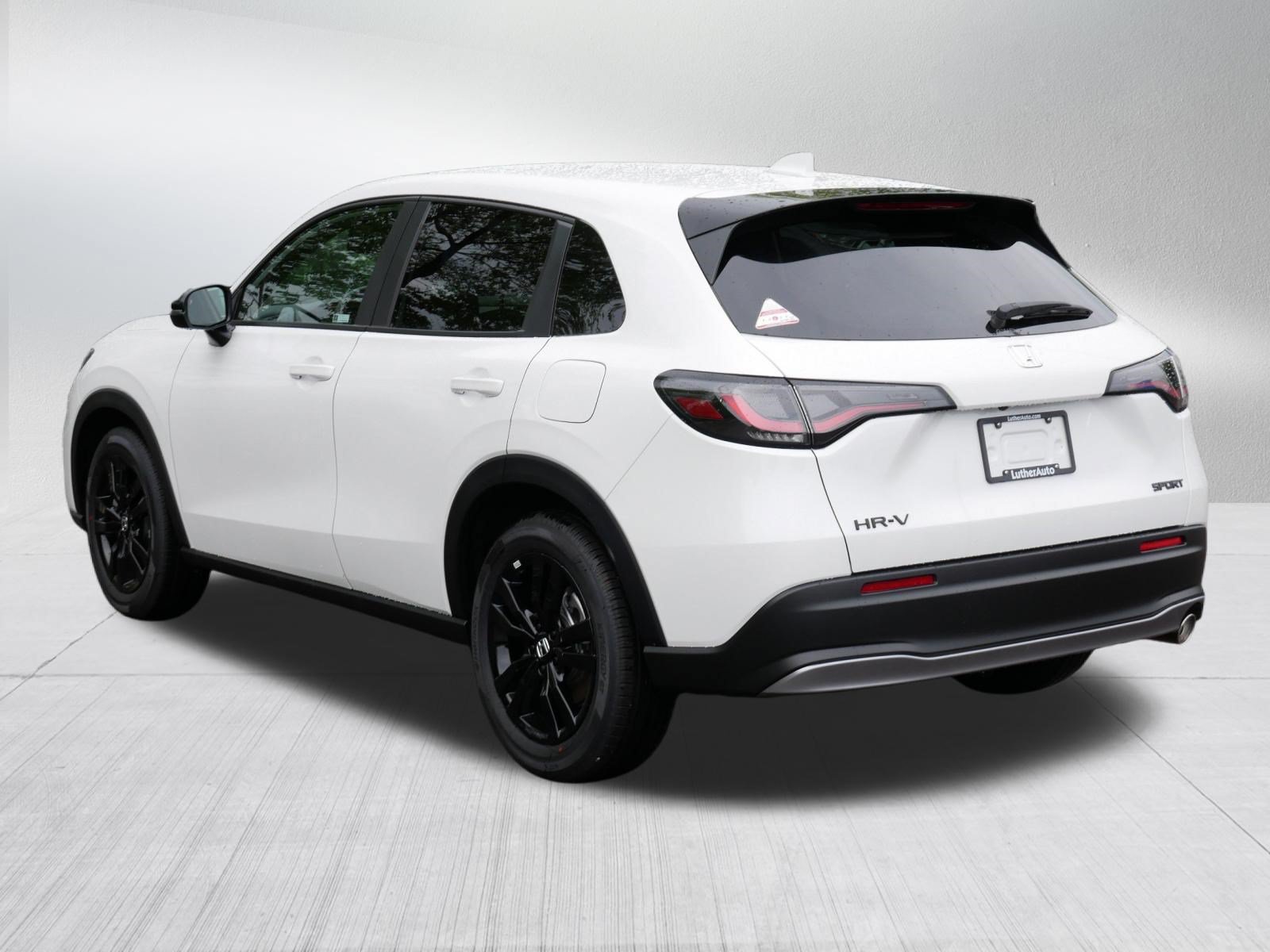 Certified 2027 Honda HR-V Sport image 5