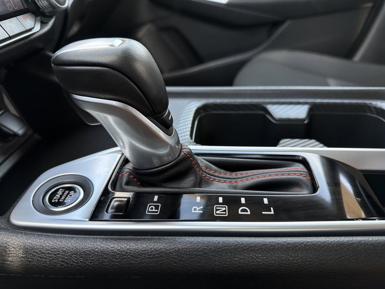 Used 2024 Nissan Sentra SR FWD image 24