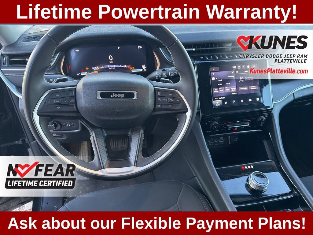 Used 2023 Jeep Grand Cherokee Laredo image 17