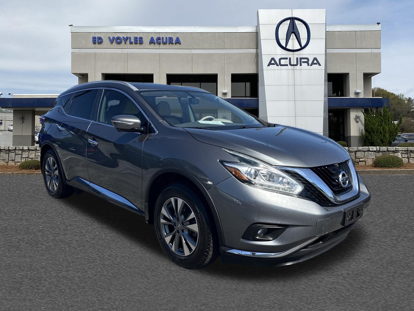 Used 2015 Nissan Murano SL w/ SL Technology Package FWD image 3