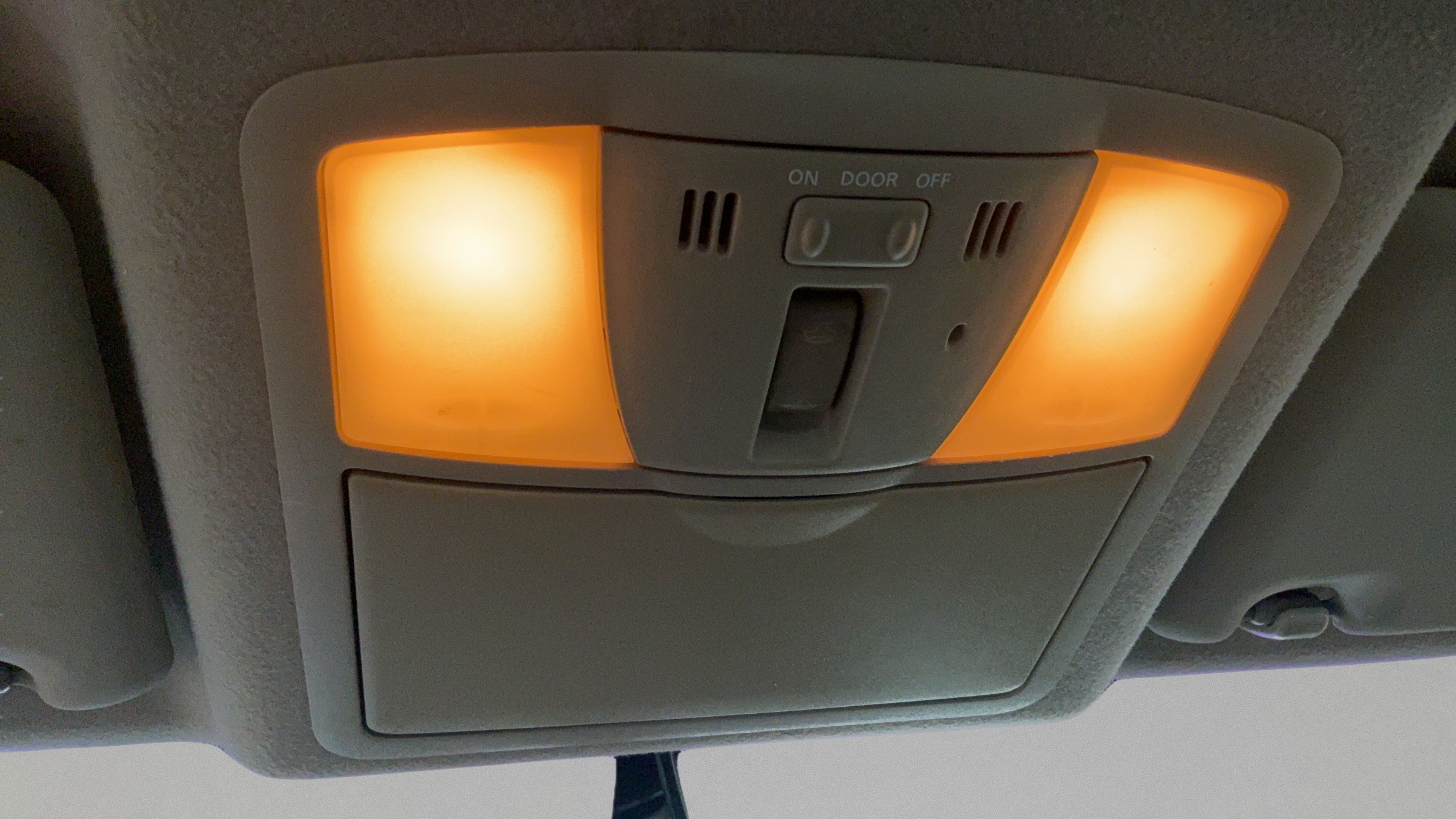 Used 2011 Nissan Rogue SV w/ SL Pkg AWD/4WD image 12