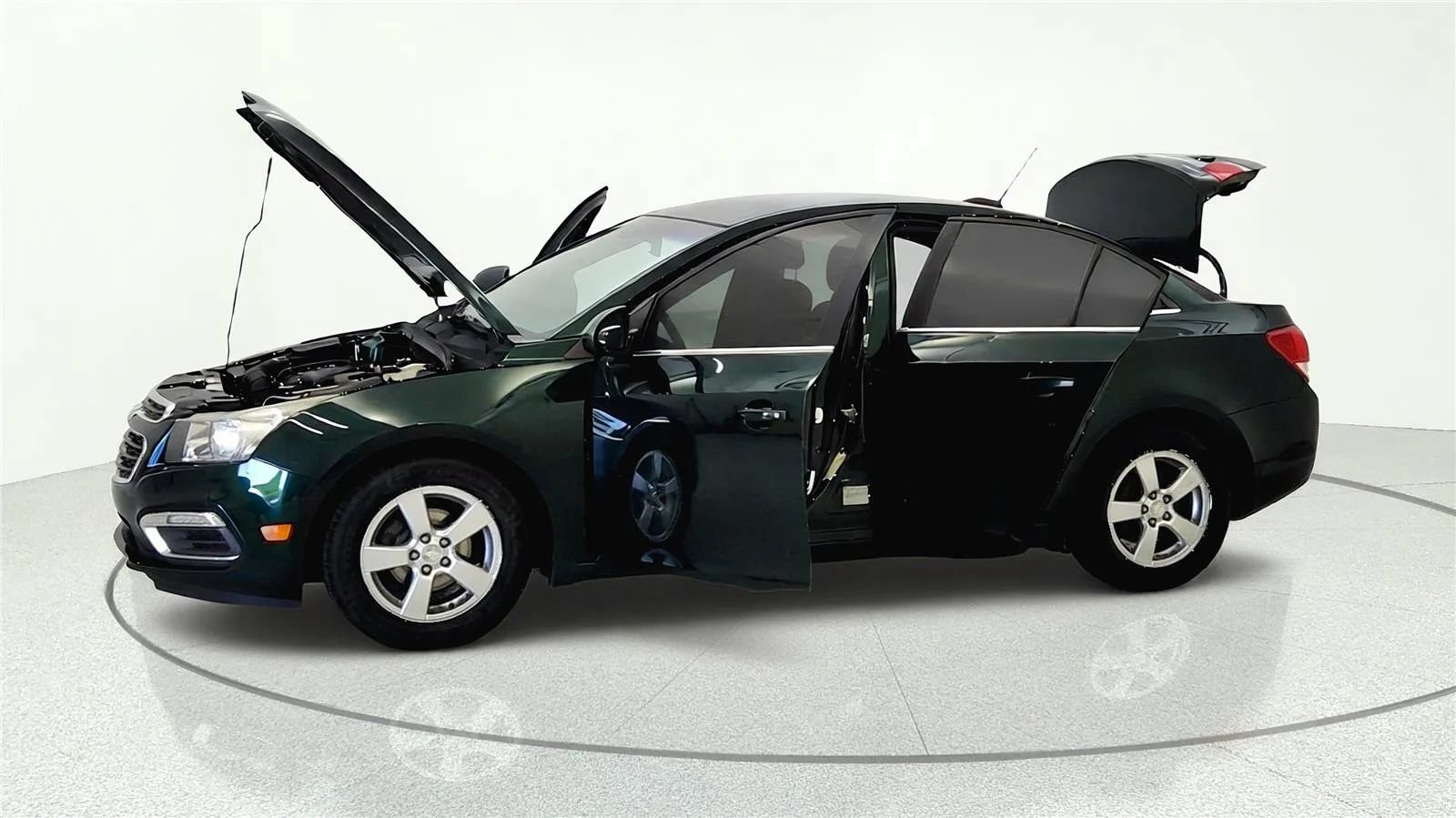 Used 2015 Chevrolet Cruze LT FWD image 9