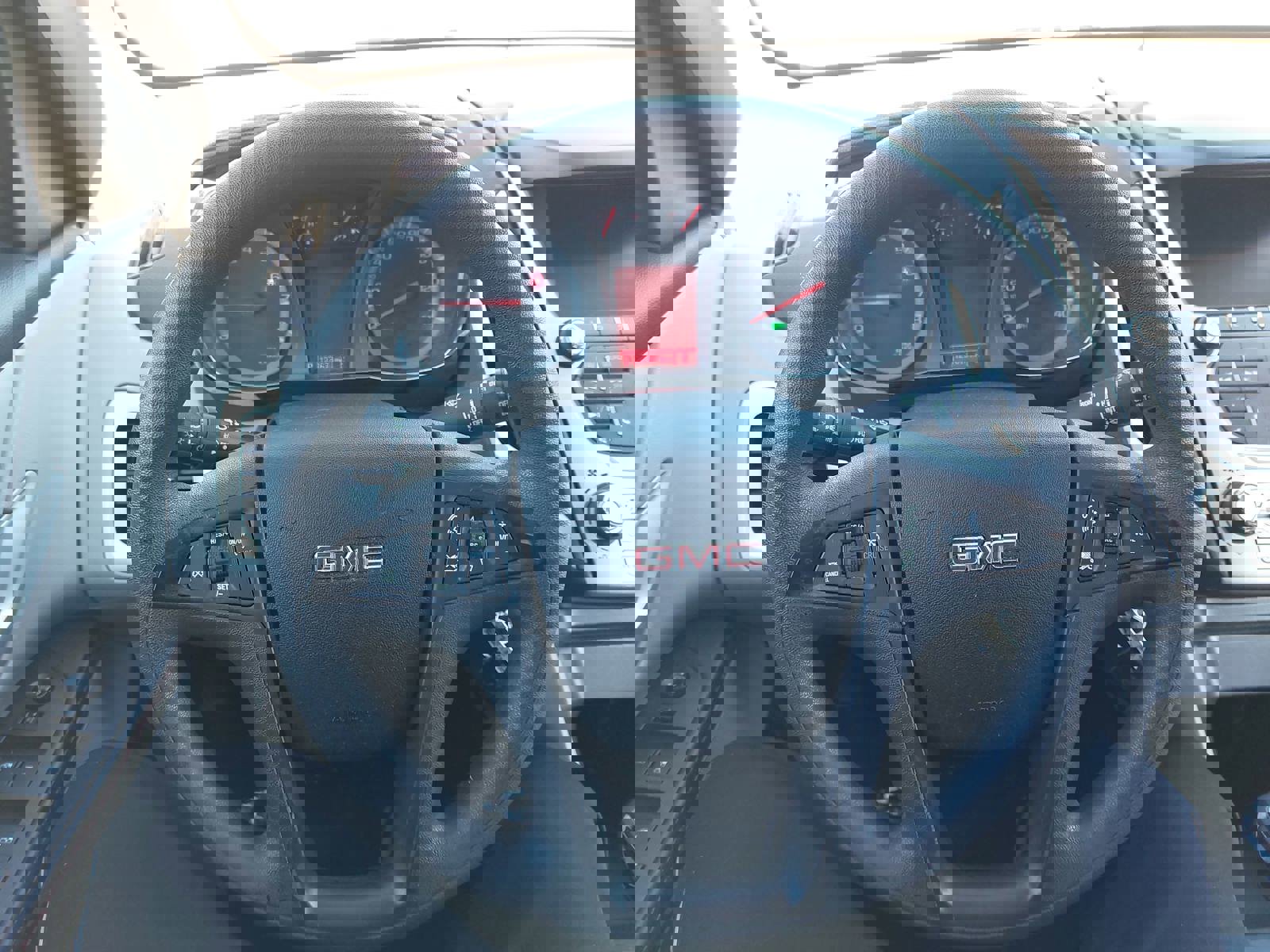 Used 2014 GMC Terrain SLE image 16