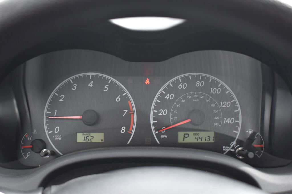 Used 2012 Toyota Corolla LE image 10