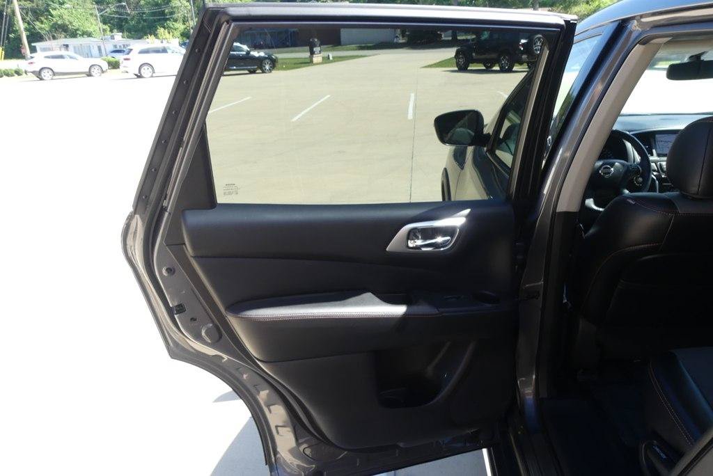 Used 2019 Nissan Pathfinder SV w/ Rock Creek Edition AWD/4WD image 31