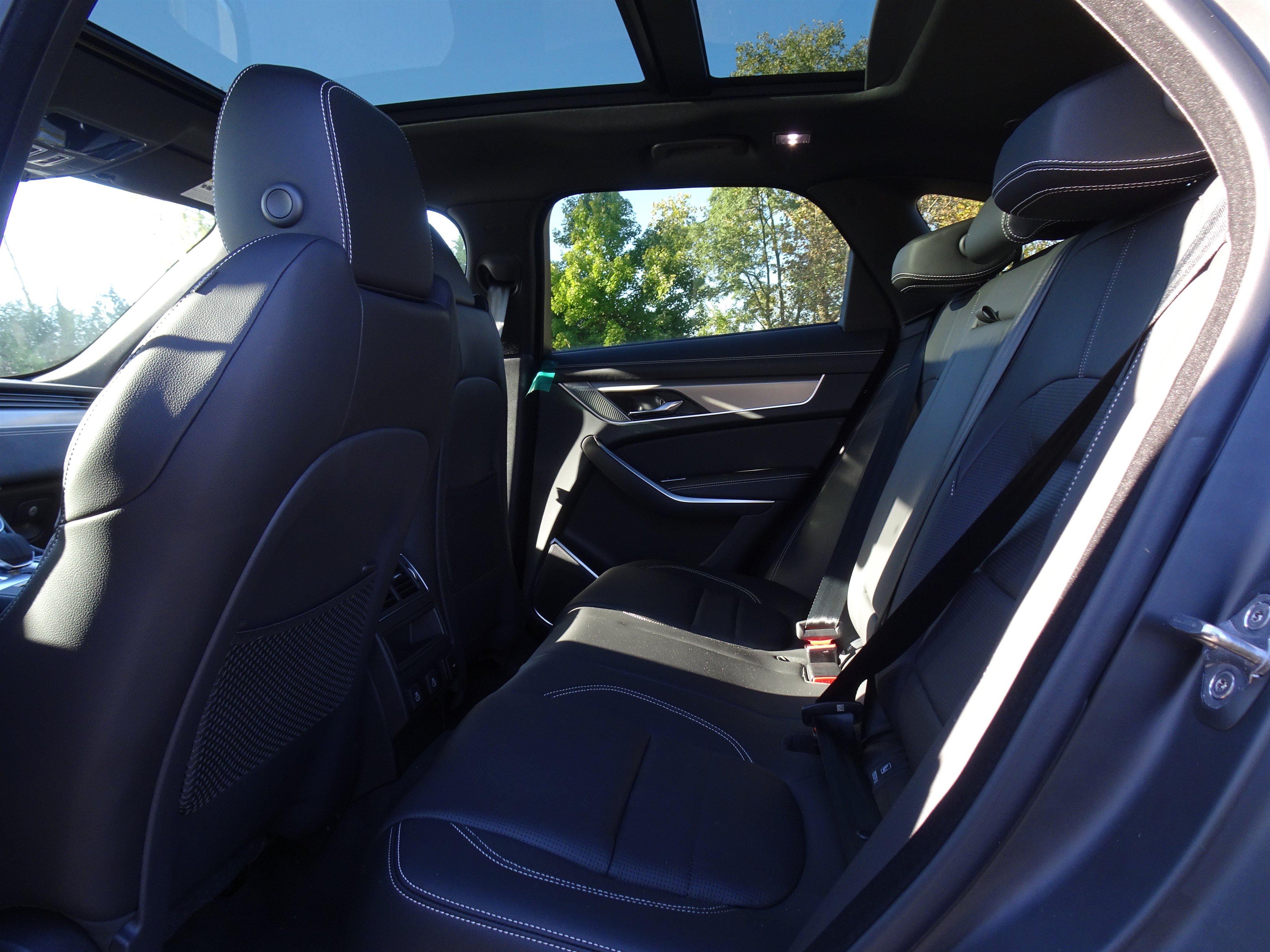 New 2026 Jaguar F-PACE R-Dynamic S AWD/4WD image 16