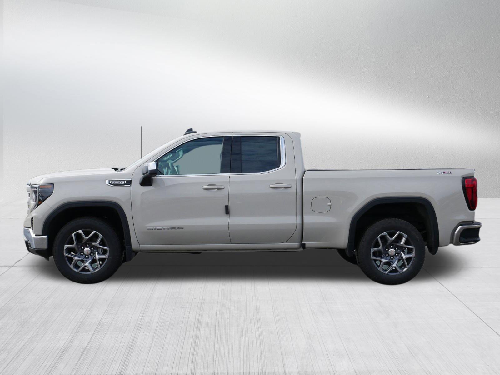New 2026 GMC Sierra 1500 SLE w/ X31 Off-Road Package image 2