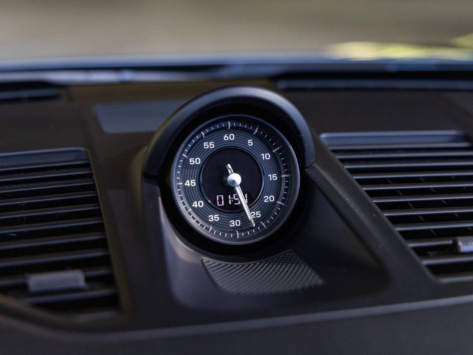 Used 2020 Porsche 911 Carrera S image 39