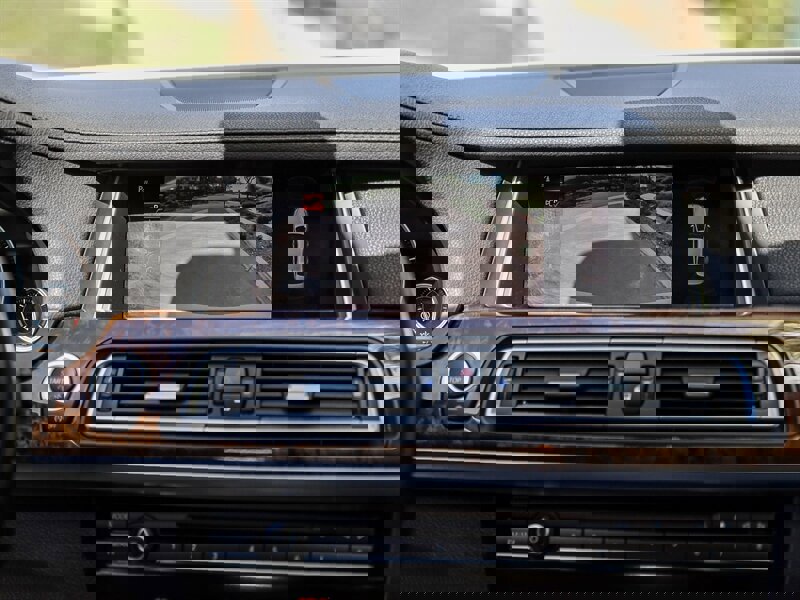 Used 2015 BMW 740Li image 21