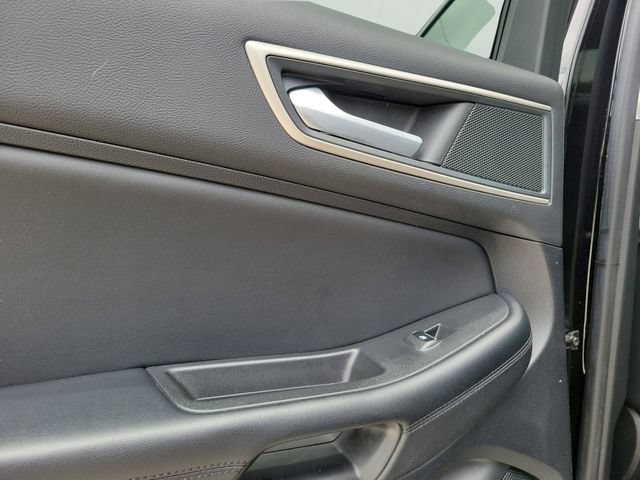 Used 2024 Ford Edge SEL AWD/4WD image 10