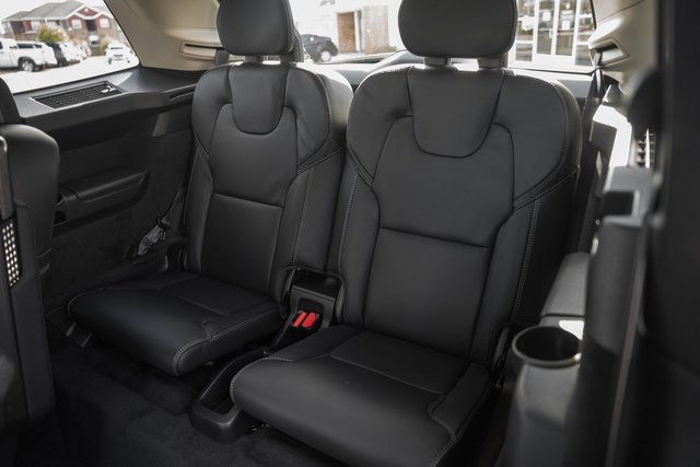 New 2026 Volvo XC90 B6 Ultra w/ Protection Package Premier image 32