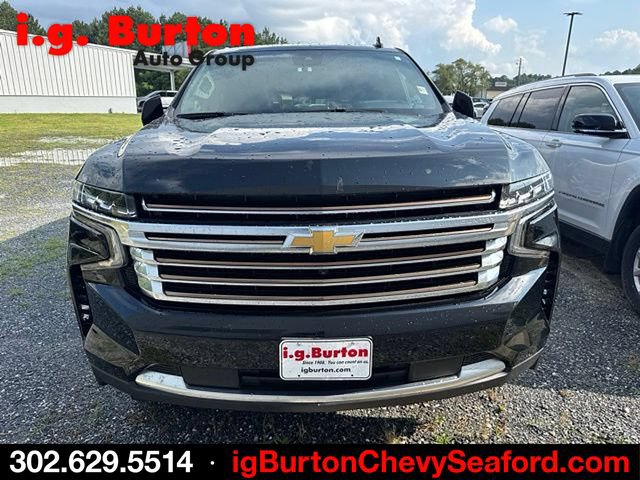 Used 2024 Chevrolet Suburban High Country AWD/4WD image 2