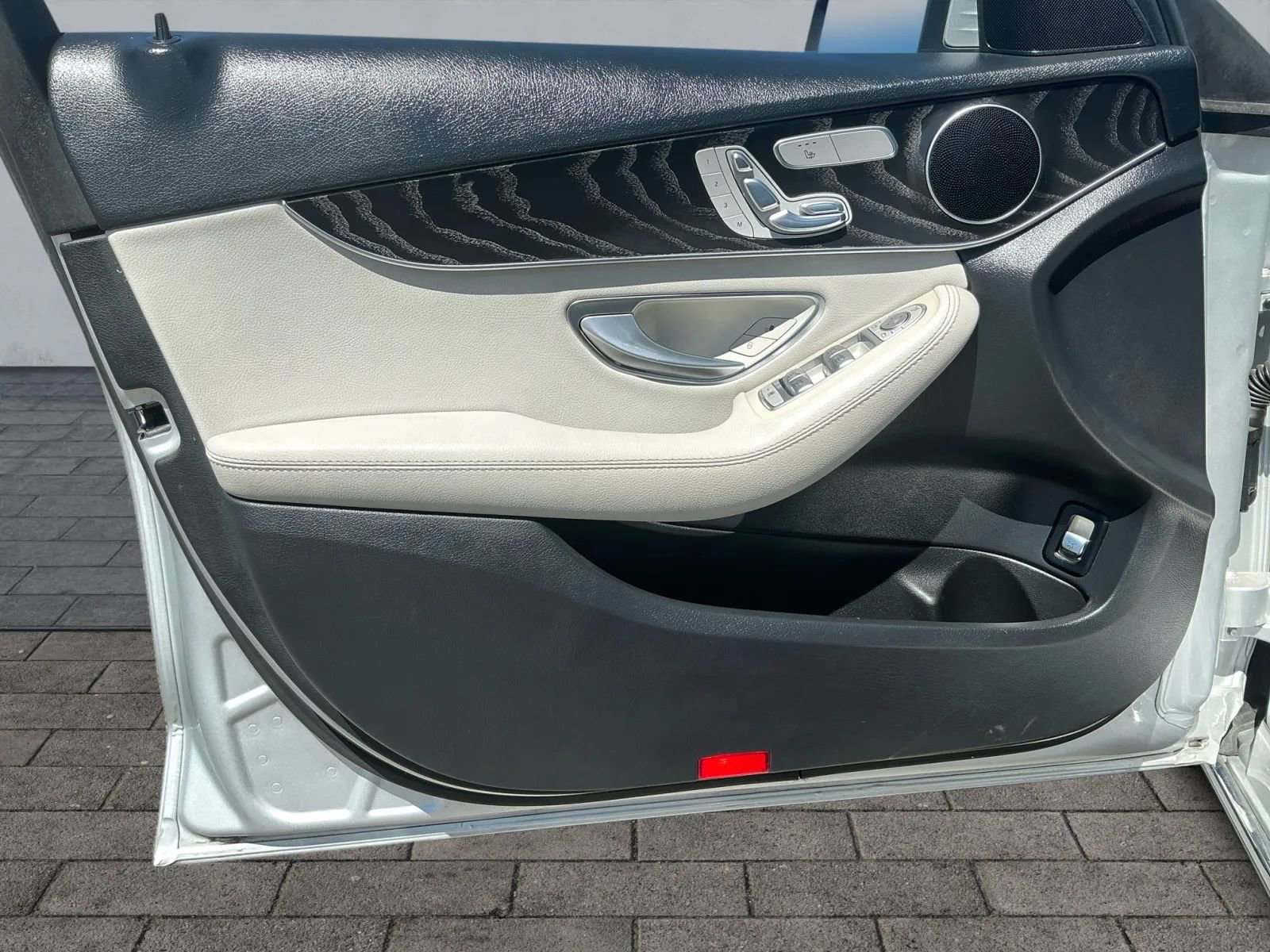 Used 2017 Mercedes-Benz C 300 C 300 Sedan 4D image 9