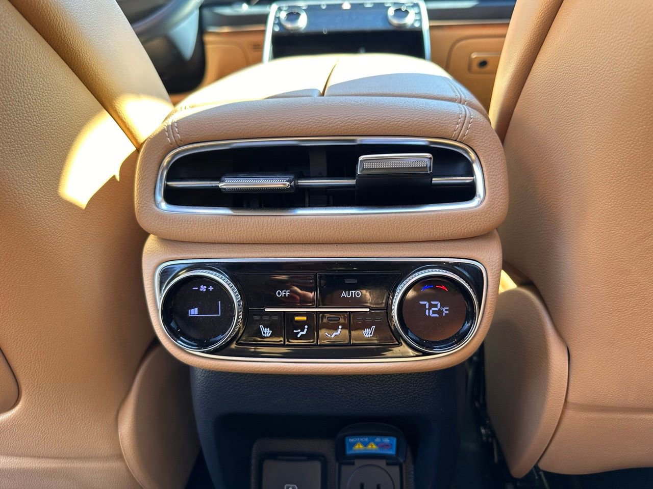 Used 2024 Genesis GV80 3.5T image 25