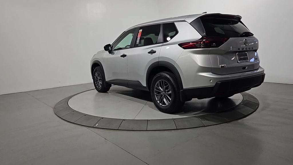 Certified 2025 Nissan Rogue S AWD/4WD image 3