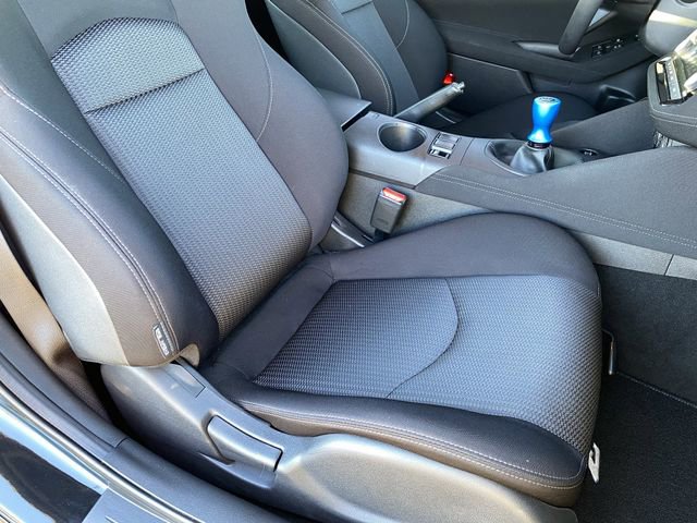 Used 2025 Nissan Z Sport w/ Floor Mat Package image 11