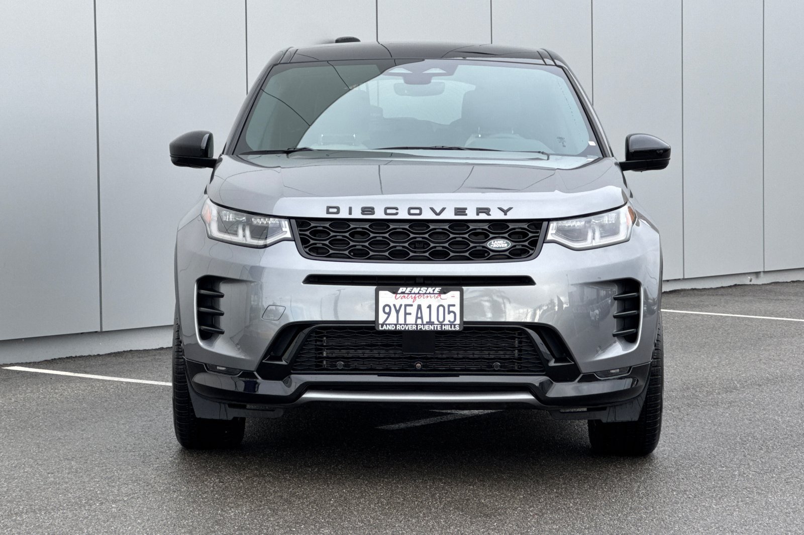 Used 2025 Land Rover Discovery Sport Dynamic SE AWD/4WD image 8
