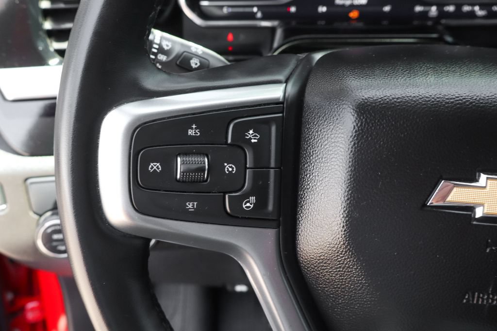 Used 2025 Chevrolet Silverado 1500 LT RWD image 21